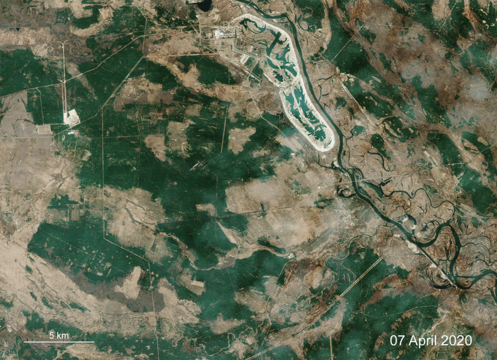 April 2020 Chernobyl fire satellite photos